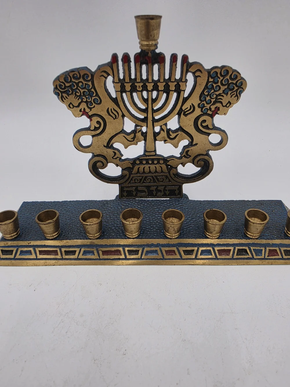 🕎 Vintage Israeli Brass “Lions of Juda” Menorah / Chanukia